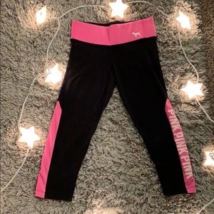 Pink quarter leg leggings 75% USED